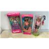 Image 2 : 3 Vintage Barbie dolls