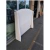 Image 2 : QUEENSIZE FABRIC HEADBOARD