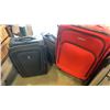 Image 2 : LOT OF LUGGAGE BAGS