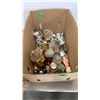 Image 2 : 2 boxes of various collectible figures