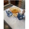 Image 2 : BLUE WHITE ORIENTAL DISHES, VINTAGE JUICER, DECORATIVE BOWL, ETC