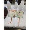 Image 2 : AC MOTOR CLOCK AND GLASS LAMP FLUTES