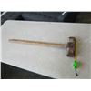 Image 1 : LARGE SLEDGEHAMMER