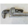 Image 2 : 24 INCH BOLT CUTTERS AND 18 INCH RIDGID PIPE WRENCH