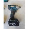 Image 2 : 3 MAKITA CORDLESS IMPACT GUNS WITH 3 BATTERIES AND CHARGER - TESTED AND WORKING