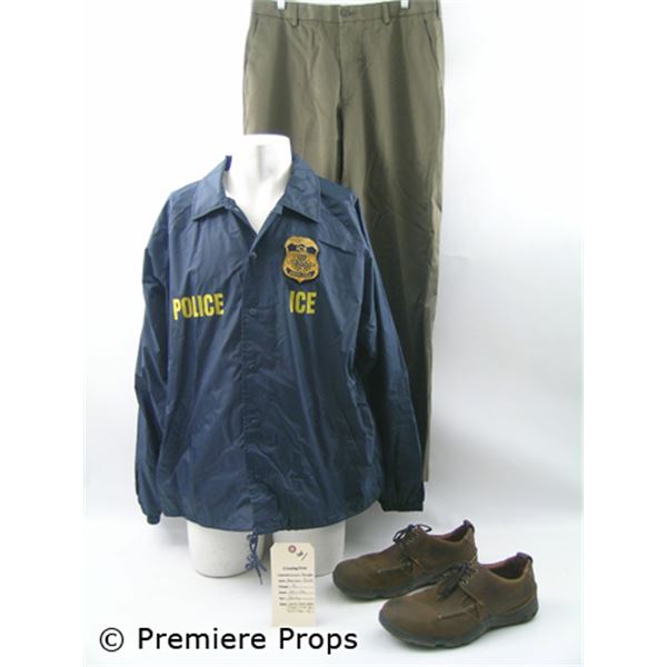 Crossing Over Max (Harrison Ford) Hero Movie Costumes