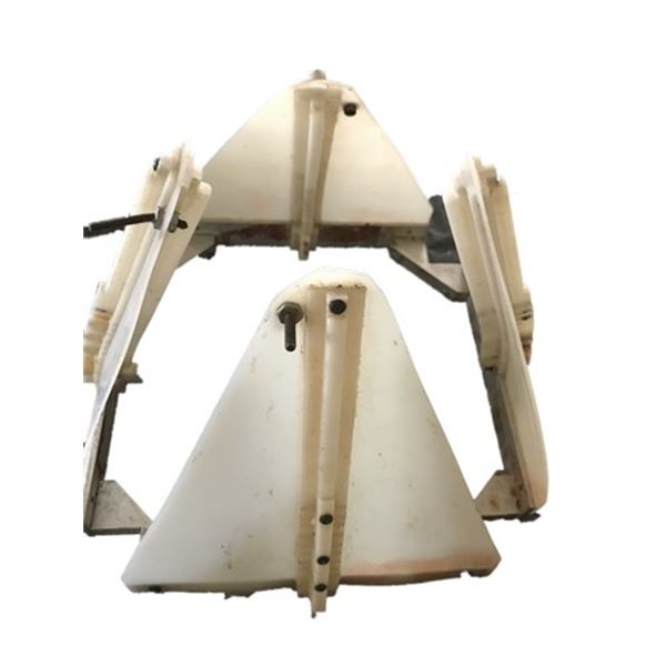 Alien vs. Predator Egg Opening Mechanism Movie Props