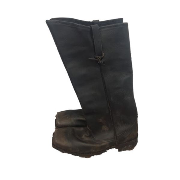 The Hateful Eight Major Marquis (Samuel L. Jackson) Boots Movie Props