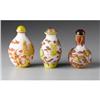 Image 2 : Three Chinese glass snuff bottles