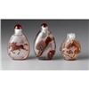 Image 2 : Three Chinese glass snuff bottles