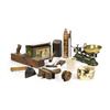 Image 1 : Assortment of ten decorative items