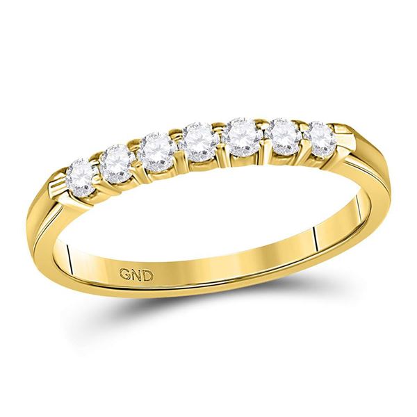 Round Diamond Single Row Comfort Wedding Band 1/4 Cttw 14KT Yellow Gold