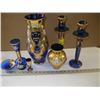 Image 1 : 7 PIECES OF COBALT BLUE GLASS WITH GOLD EMBOSSING