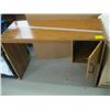 Image 2 : SMALL STUDENT'S DESK