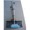 Image 1 : BUNDLE OF GARDEN TOOLS