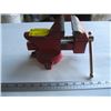 Image 1 : 3 1/2" FULLER SWIVEL BENCH VICE