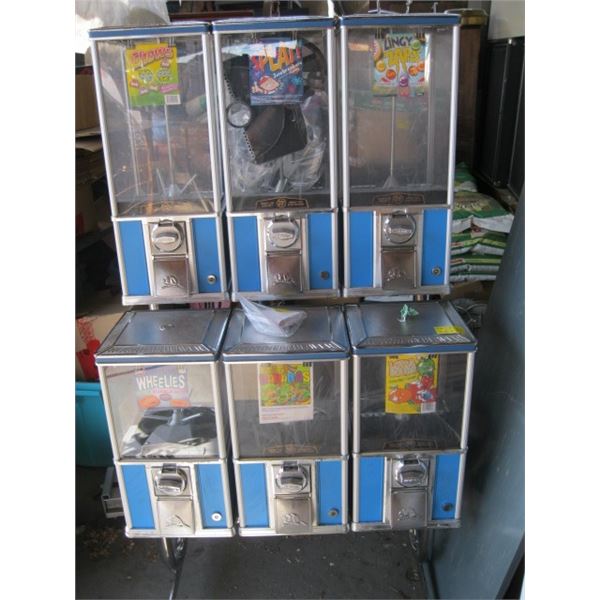 6 DISPENSER 25 CENT BEAVER CANDY MACHINE