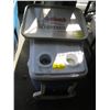 Image 1 : COOLER & 3 RESTAURANT TRAYS