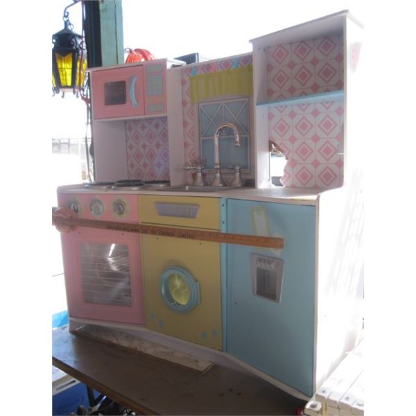 CHILD'S PLAY KITCHEN CENTER