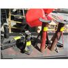 Image 1 : 2 JACKS & A PAIR OF JACK STANDS