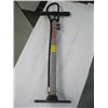 Image 1 : SPECIALIZED BIKE PUMP WITH SMALL VALVE