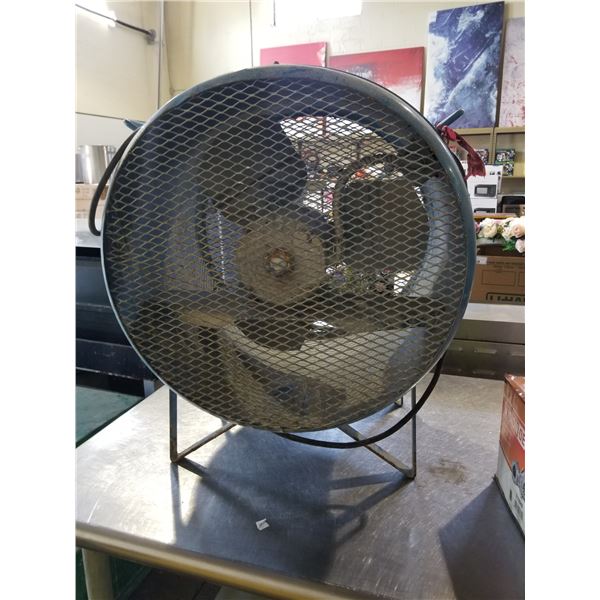 COMMERCIAL FAN