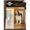 Image 2 : 4 NEW IN PACKAGING DOG DOORS