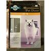 Image 3 : 4 NEW IN PACKAGING DOG DOORS