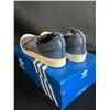 Image 2 : NEW WITH BOX ADIDAS SUPERSTAR SLIP ON SHOES SIZE 8