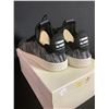 Image 2 : NEW WITH BOX ADIDAS PHARRELL WILLIAMS TENNIS SHOES SIZE 9