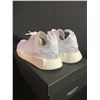 Image 2 : NEW WITH BOX ADIDAS NMD R1 SHOES SIZE 6