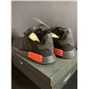 Image 2 : NEW WITH BOX ADIDAS NMD R1 SHOES SIZE 11.5