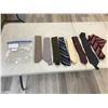 Image 1 : 8 DESIGNER TIES