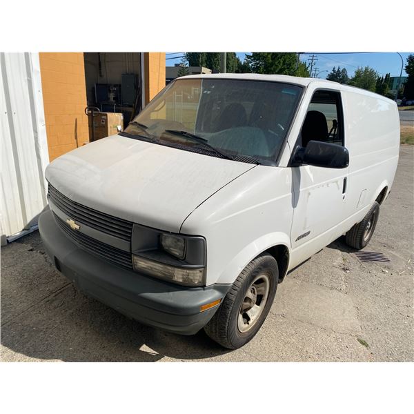 2002 ASTRO VAN, WHITE, GAS, AUTOMATIC, VIN#1GCDM19X22B105917, 135,472KMS, RD, RUST ISSUES, 1 ICBC
