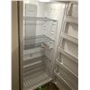 Image 2 : WHITE FRIGIDAIRE FREEZER MODEL FFFH20F3WW0