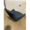 Image 2 : NAVY BLUE SWIVEL CHAIR