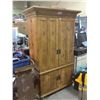 Image 1 : 4-DOOR ENTERTAINMENT CENTER 47.5"W X 26"D X 80"H