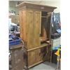 Image 2 : 4-DOOR ENTERTAINMENT CENTER 47.5"W X 26"D X 80"H