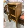 Image 2 : ENTERTAINMENT UNIT 40 X 28"