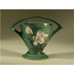 ROSEVILLE MAGNOLIA 8'' GREEN BASKET SHAPE 384
