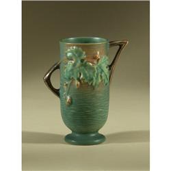 ROSEVILLE BUSHBERRY 6'' GREEN VASE