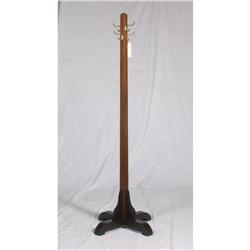 EARLY 20TH CENTURY ARTS AND CRAFTS COAT RACK