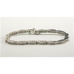 DIAMOND AND 14K WHITE GOLD BRACELET