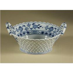 MEISSEN BLUE ONION PORCELAIN BASKET