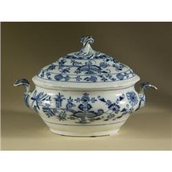 LARGE MEISSEN BLUE ONION SOUP TUREEN