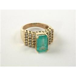 LADY'S 14K GOLD RING W/ EMERALD & DIAMONDS