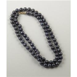 LADY'S BLACK PEARL NECKLACE W/ 14K GOLD CLASP