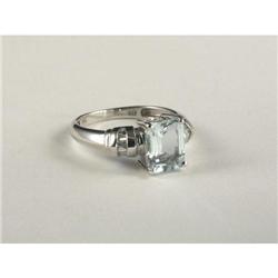 AQUAMARINE AND DIAMOND LADY'S RING IN 14K