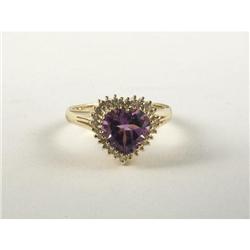 HEART SHAPED AMETHYST AND DIAMOND LADY'S RING 14K