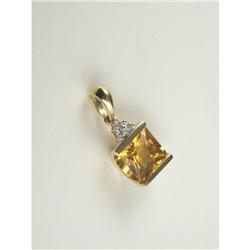 CITRINE AND DIAMOND PENDANT IN 10K YELLOW GOLD